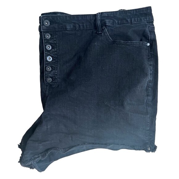 Torrid Button Front Raw Hem Denim Shorts Sz 30 (4X) Womens Black Pockets - Picture 6 of 16
